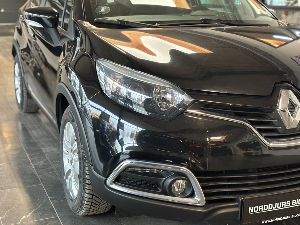 Renault Captur 0,9 TCe 90 Expression 5d