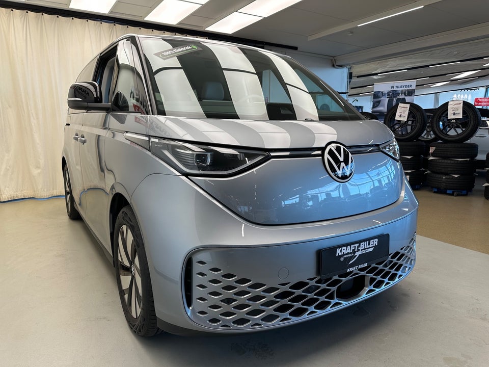 VW ID. Buzz 77 Pro SWB 5d