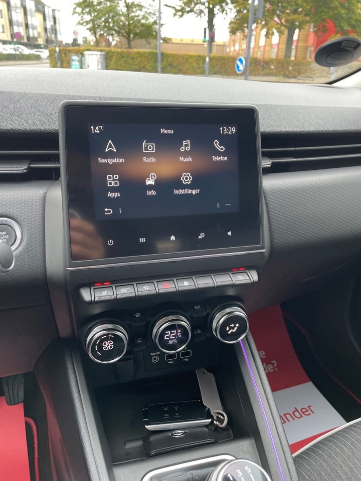 Renault Clio V 1,0 TCe 100 Intens 5d
