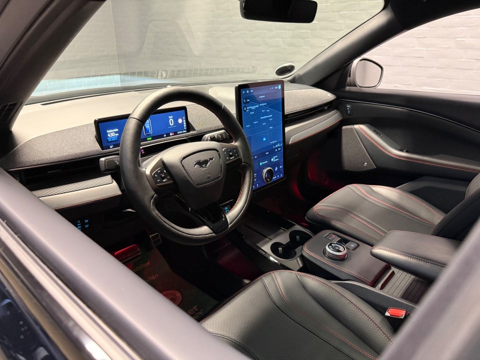 Ford Mustang Mach-E 98 Extended Range AWD 5d