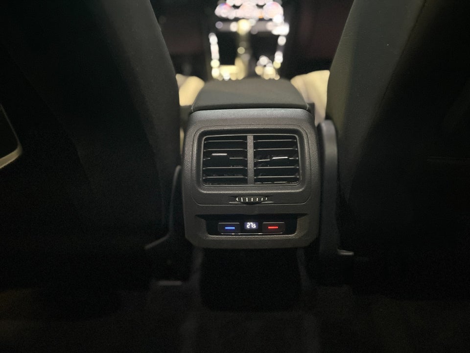 VW Touran 1,8 TSi 180 Highline DSG 7prs 5d