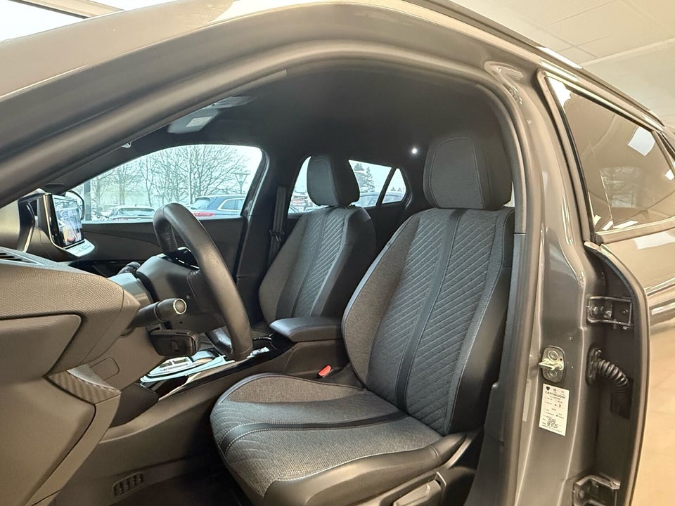 Peugeot e-2008 54 Active 5d
