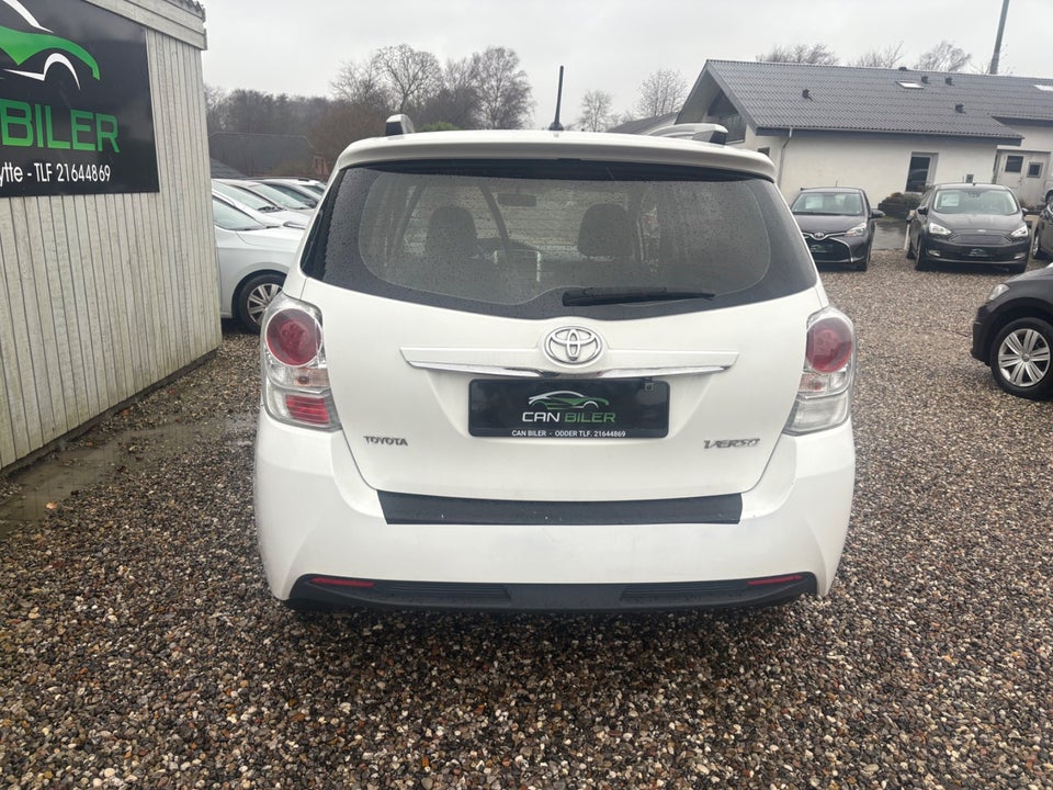 Toyota Sportsvan 2,0 D-4D T1 5d