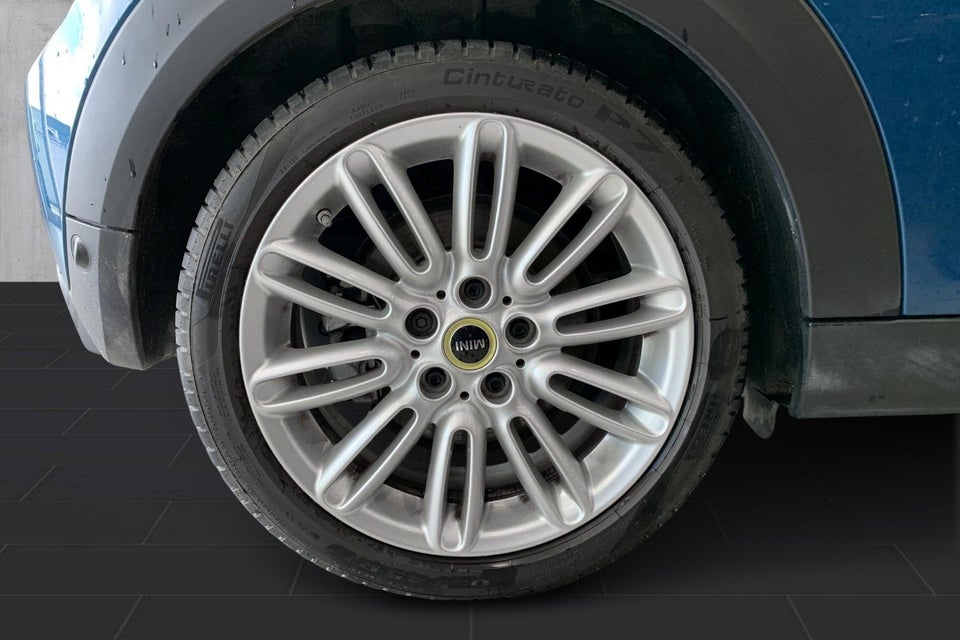 MINI Cooper SE Maximise 3d