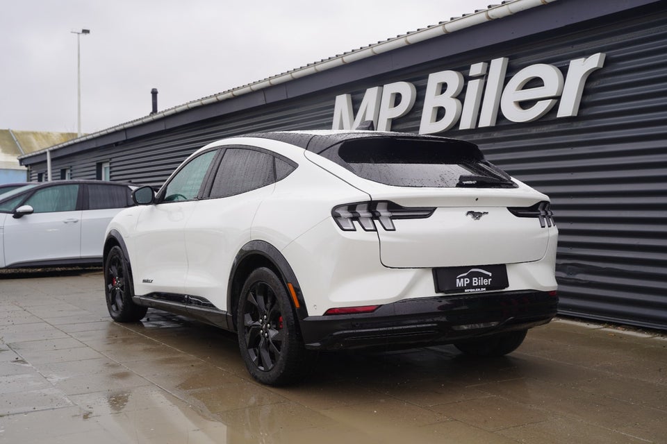 Ford Mustang Mach-E 98 Premium Extended Range 5d