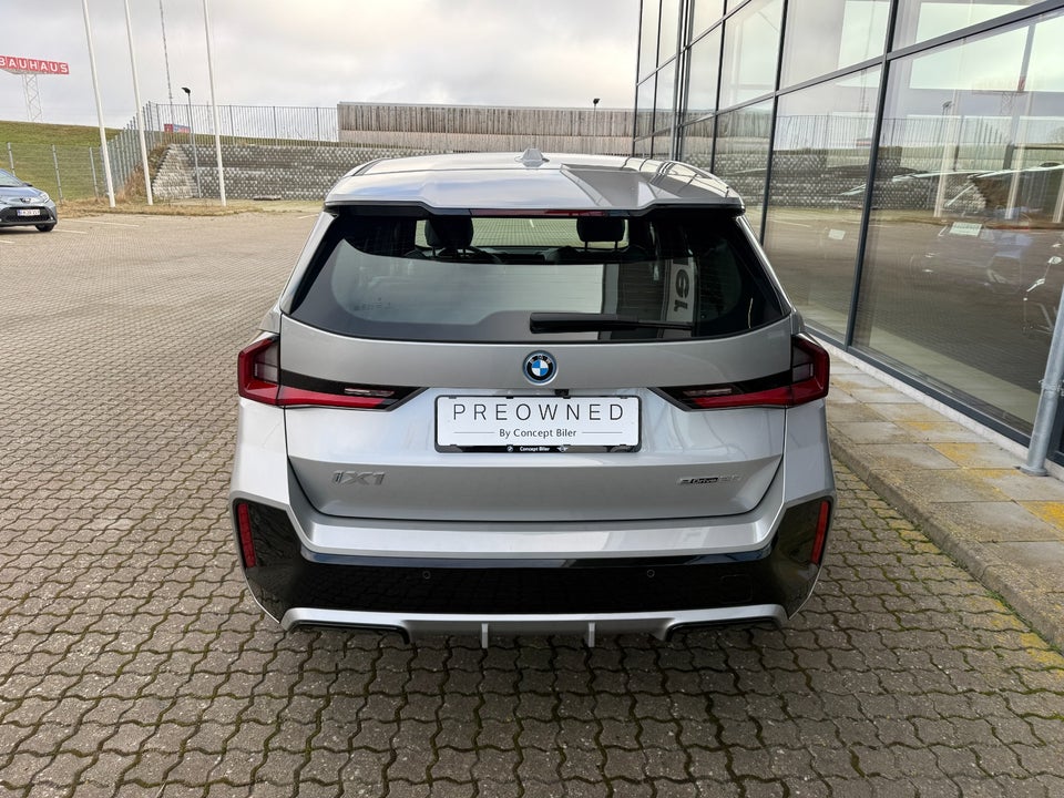 BMW iX1 eDrive20 M-Sport 5d