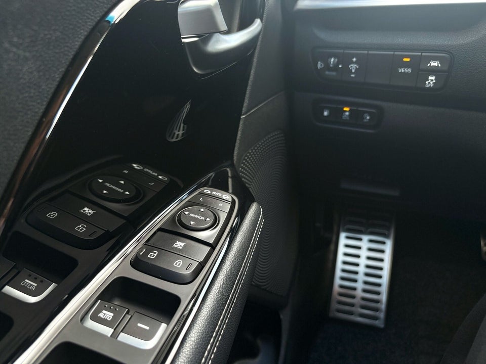 Kia Niro 1,6 PHEV Advance DCT 5d
