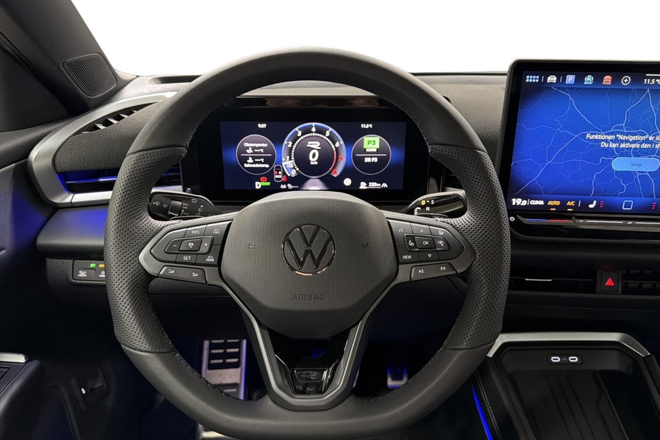 VW T-Roc 1,5 eTSi 150 R-line DSG 5d