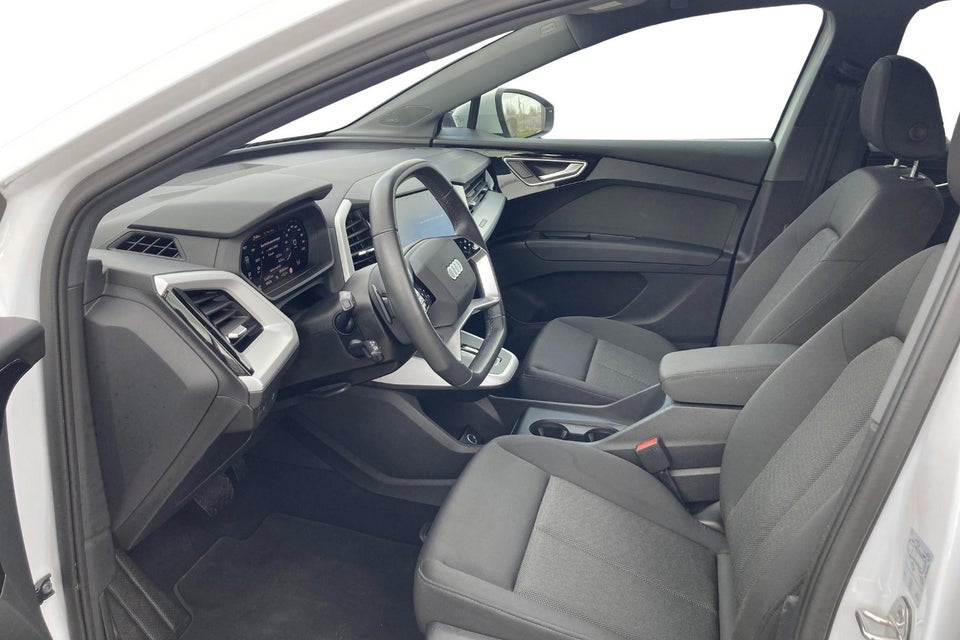Audi Q4 e-tron 40  5d