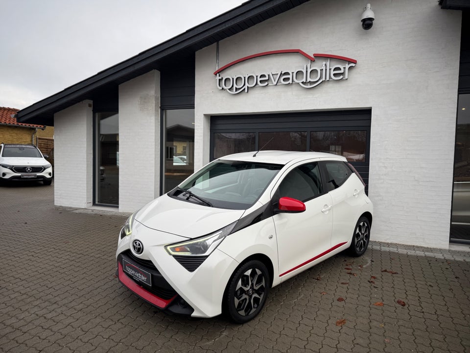 Toyota Aygo 1,0 VVT-i x-clusiv x-shift 5d