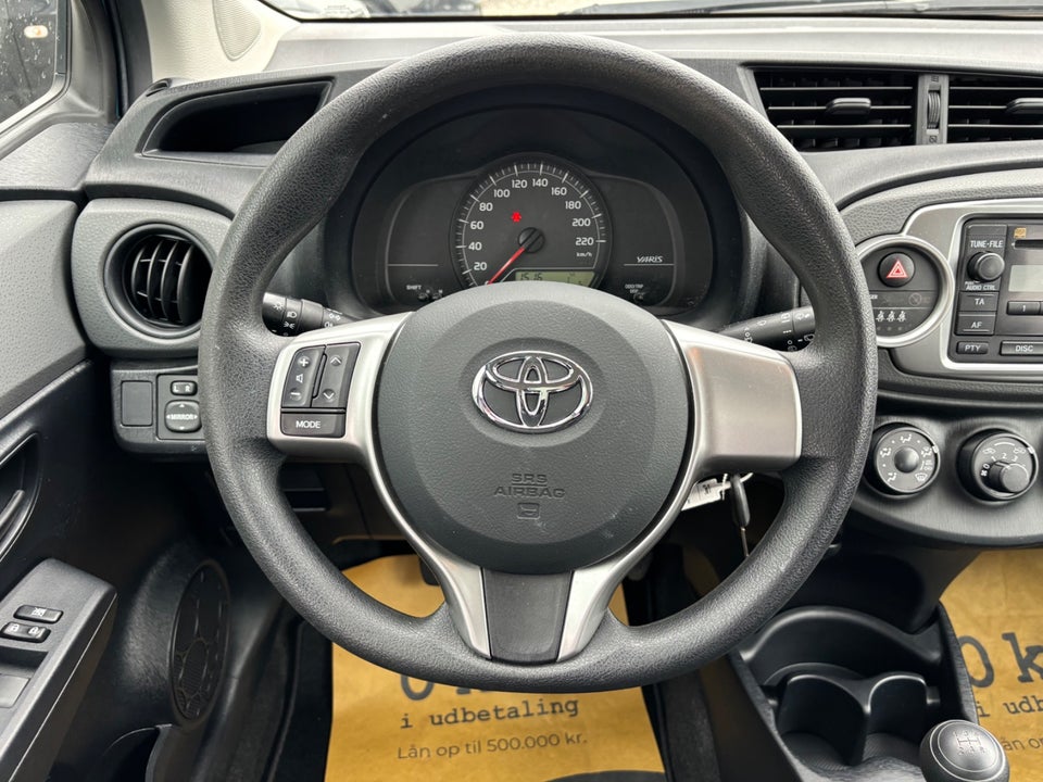 Toyota Yaris 1,0 VVT-i T1 5d