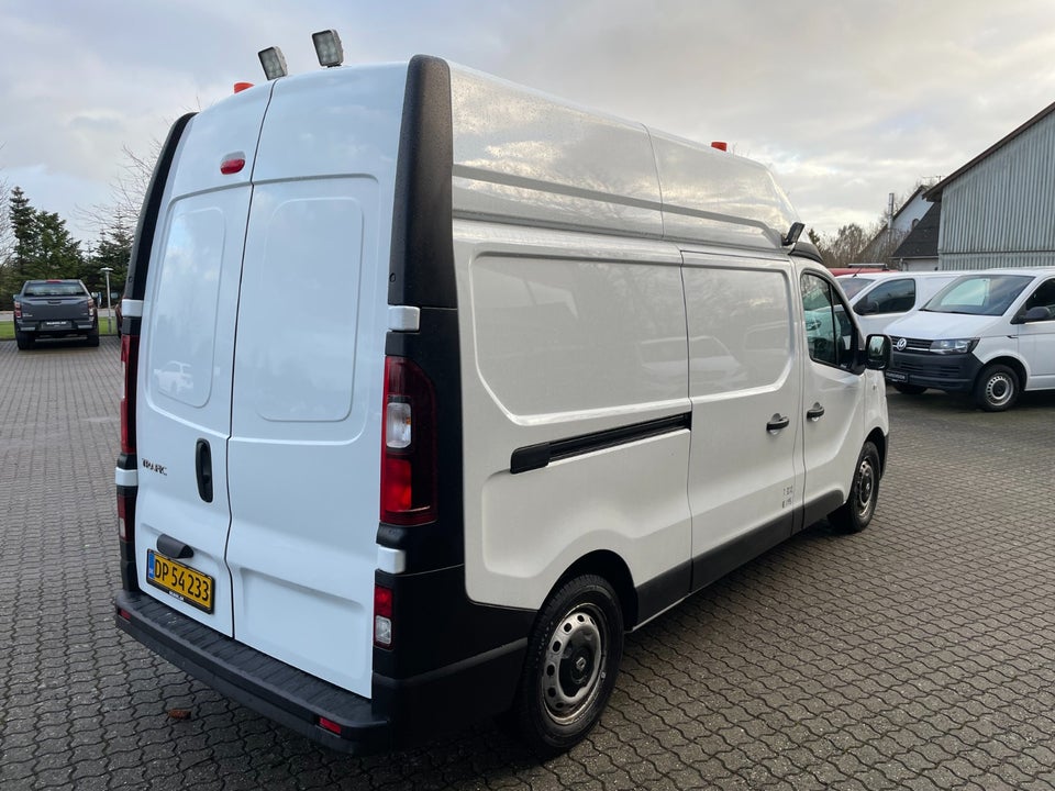 Renault Trafic T29 1,6 dCi 120 L2H2