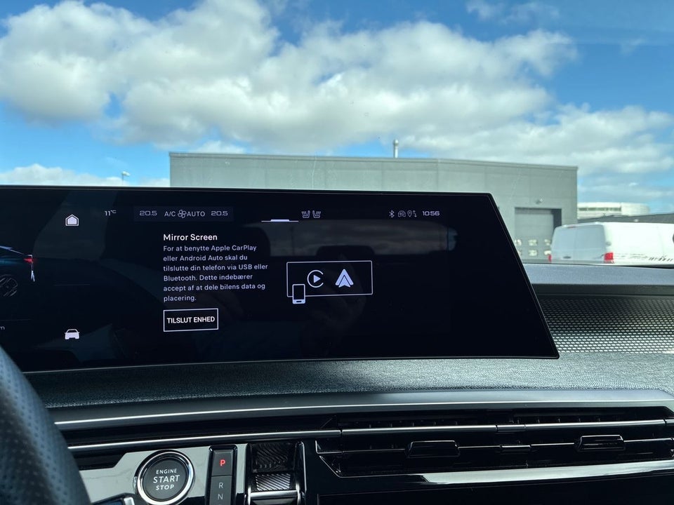 Peugeot e-3008 77 GT Pack 5d