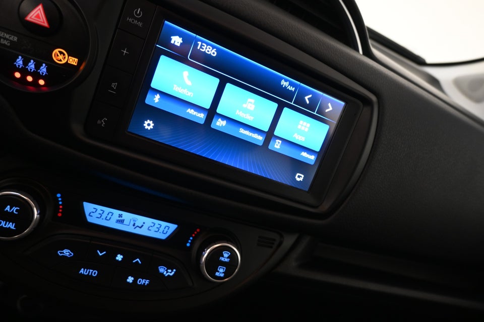 Toyota Yaris 1,0 VVT-i T2 Limited 5d