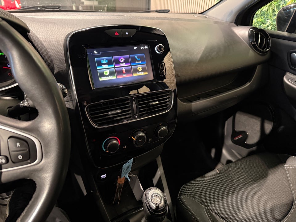 Renault Clio IV 1,5 dCi 90 Zen 5d