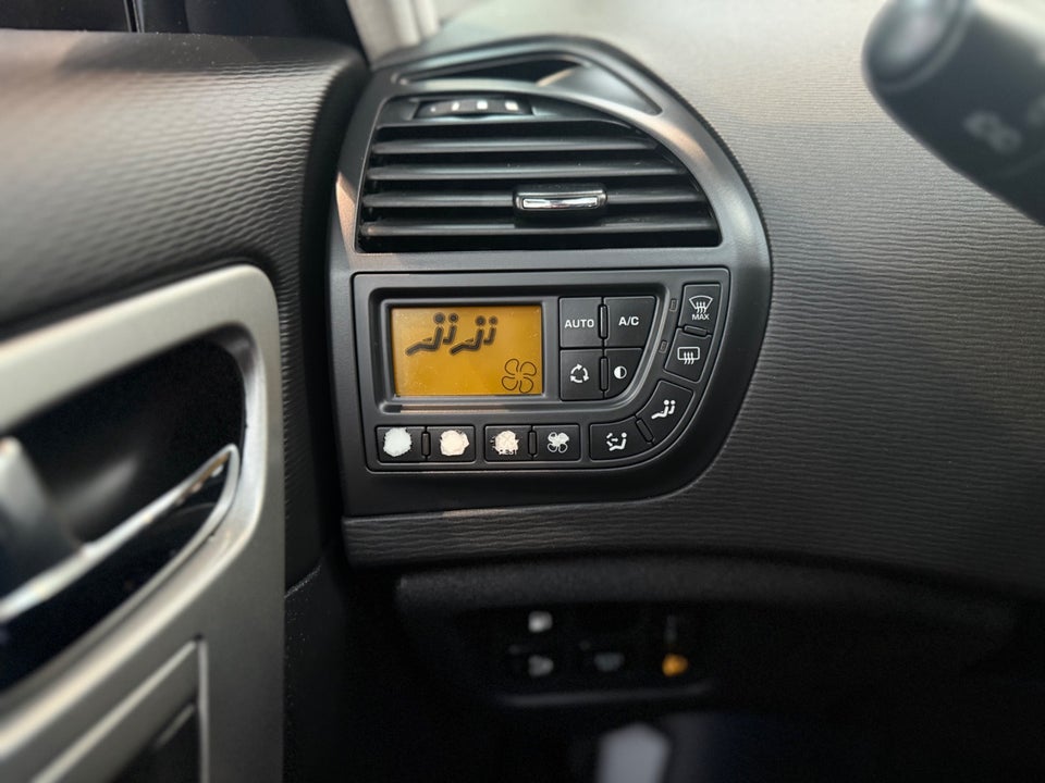 Citroën C4 Picasso 1,6 HDi 112 Exclusive E6G 5d
