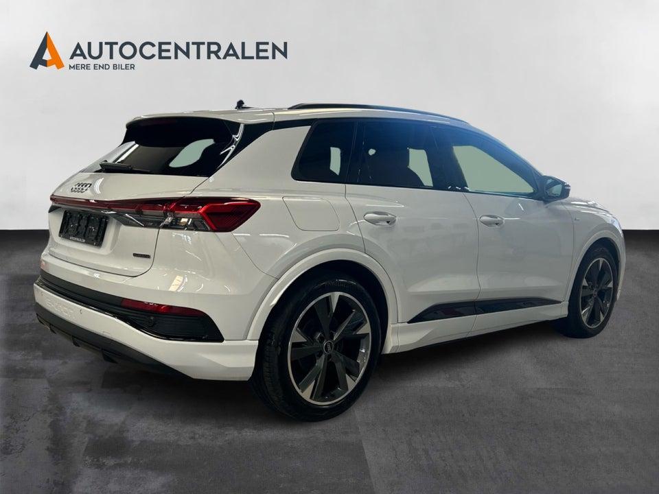 Audi Q4 e-tron 50 S-line quattro 5d