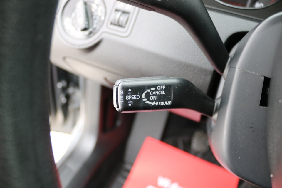 VW Passat 2,0 FSi Trendline 4d