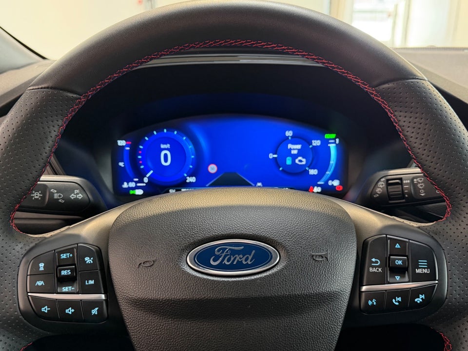 Ford Kuga 2,5 PHEV ST-Line X CVT 5d