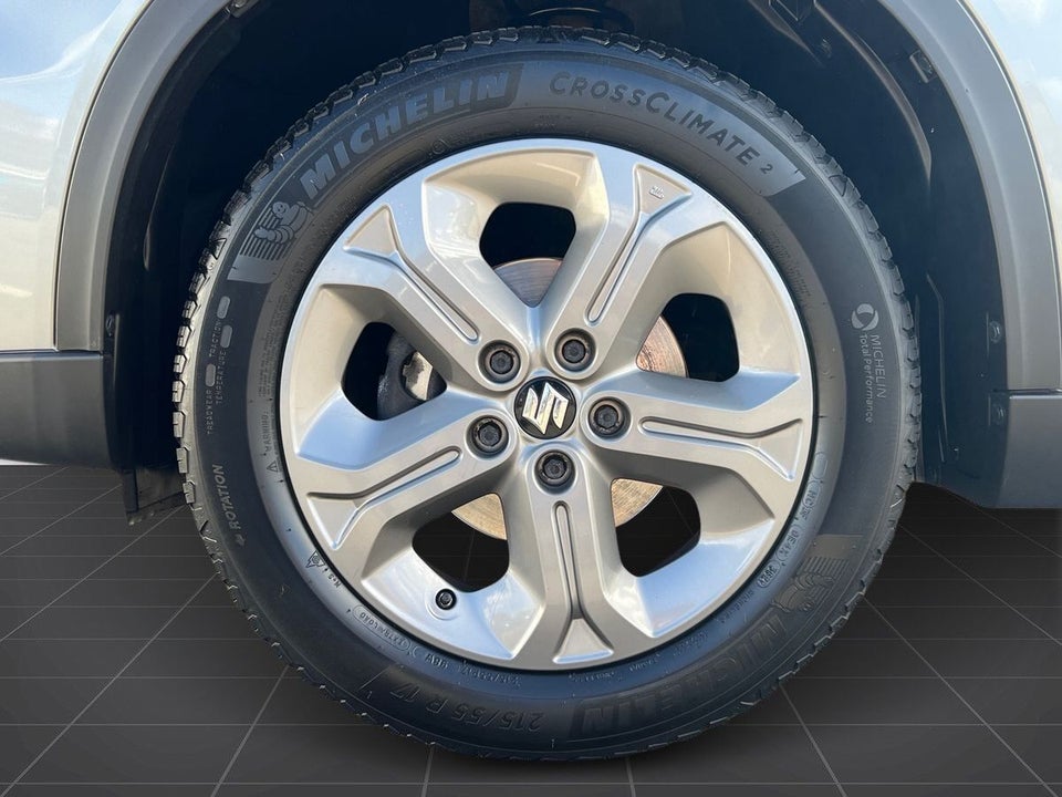 Suzuki Vitara 1,6 Active aut. 5d