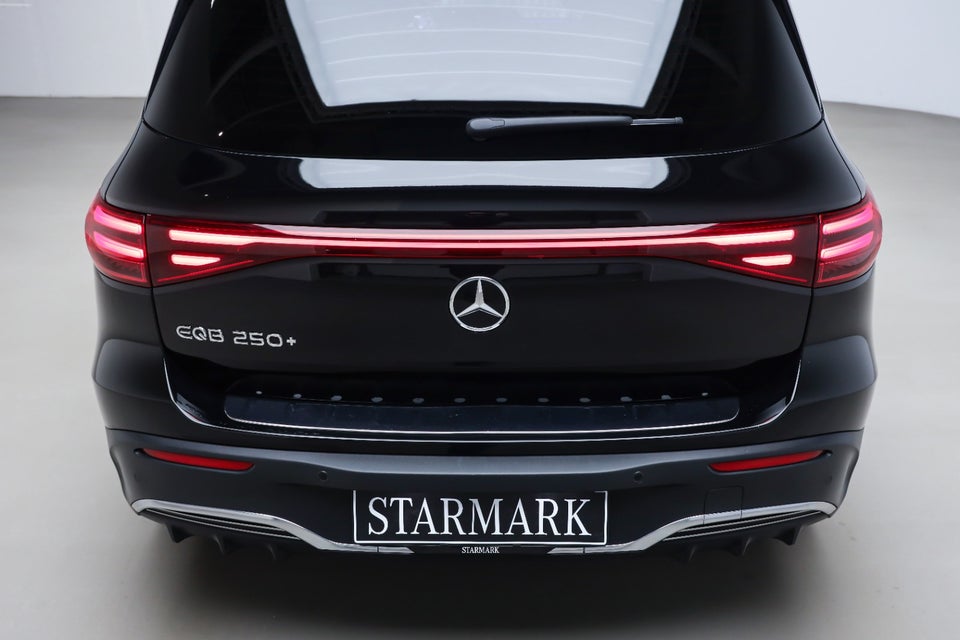 Mercedes EQB250+ AMG Premium 7prs 5d