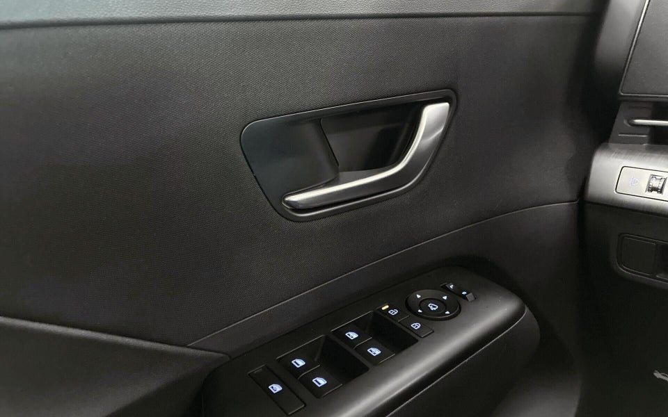 Hyundai Kona 65 EV Essential 5d