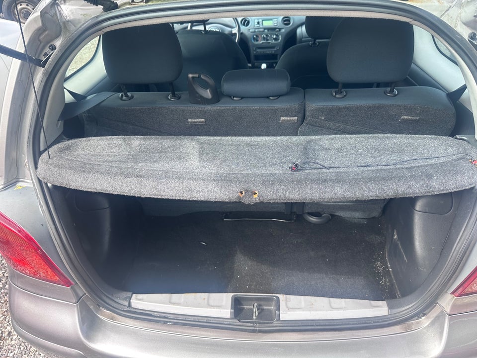 Toyota Yaris 1,3 Blue 3d