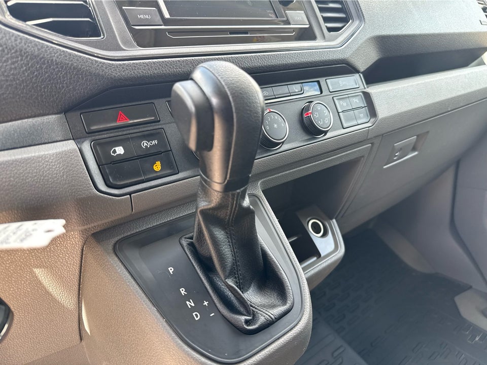 VW Crafter 35 2,0 TDi 163 Kassevogn L3H3 aut. RWD