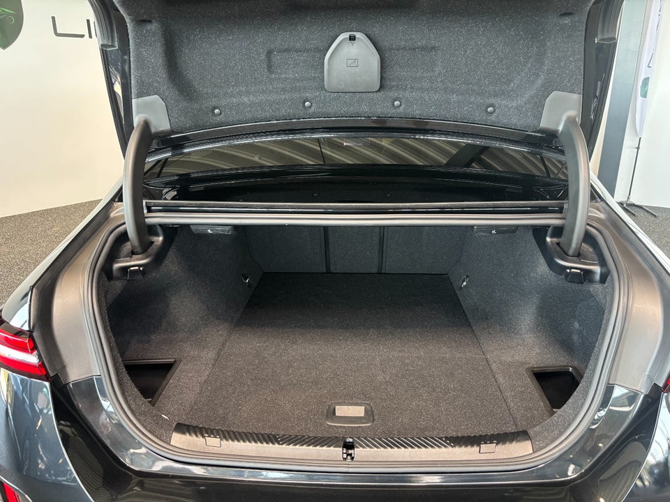 BMW i5 eDrive40 M-Sport 4d