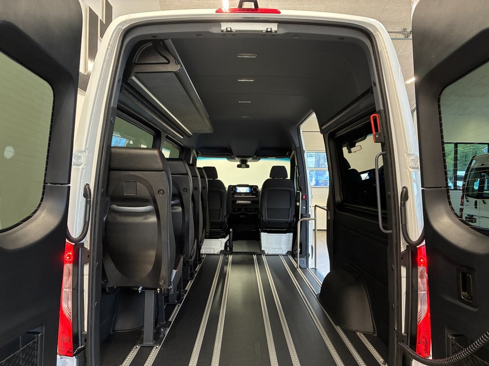 Mercedes Sprinter 317 2,0 CDi A2 Tourer PRO aut. RWD