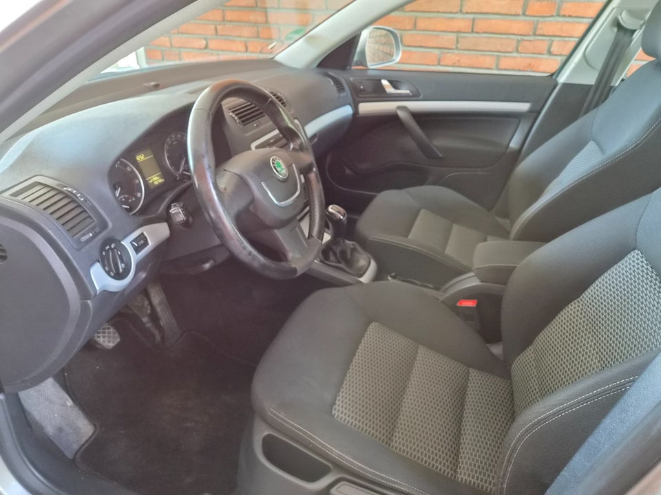 Skoda Octavia 1,4 TSi 122 Ambiente Combi GreenTec 5d