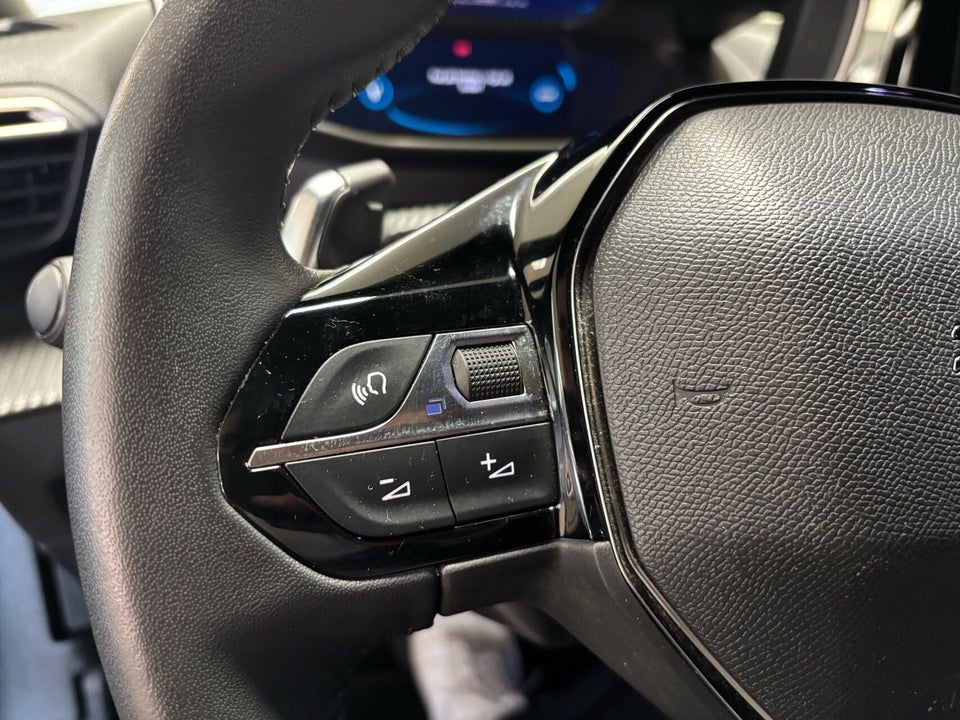 Peugeot 2008 1,2 PureTech 130 Allure Pack EAT8 5d