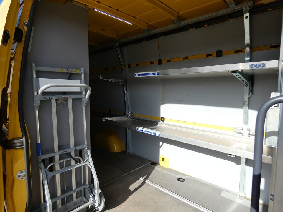 Mercedes Sprinter 317 2,0 CDi A3 Kassevogn aut. RWD