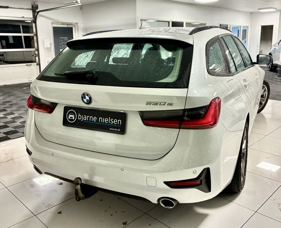 BMW 330e 2,0 Touring Sport Line aut. 5d