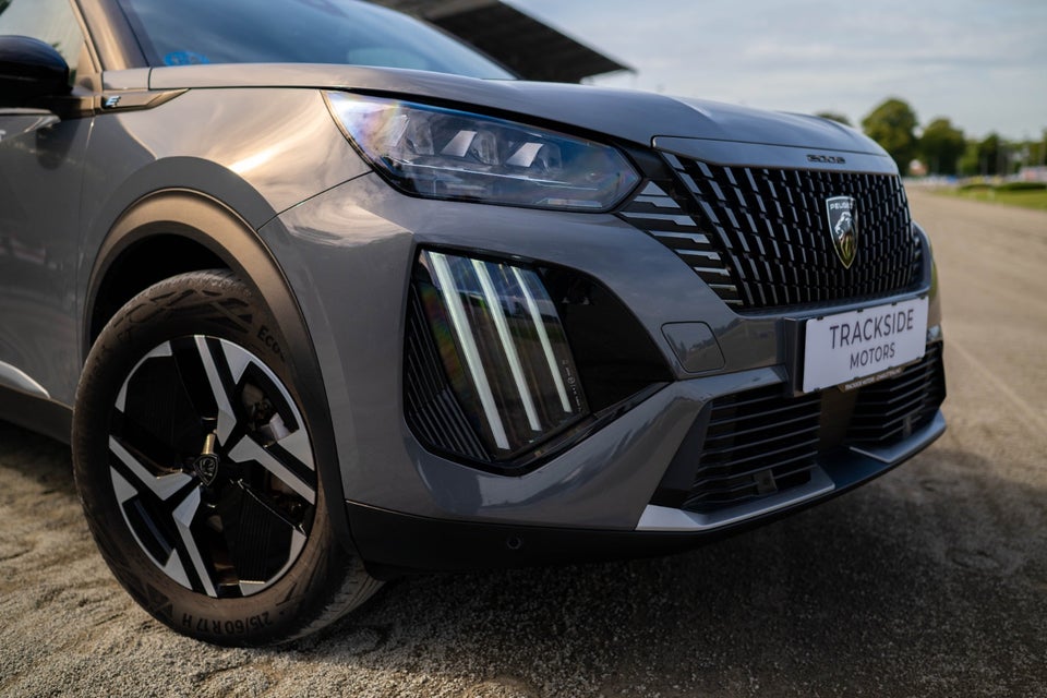 Peugeot e-2008 54 GT 5d