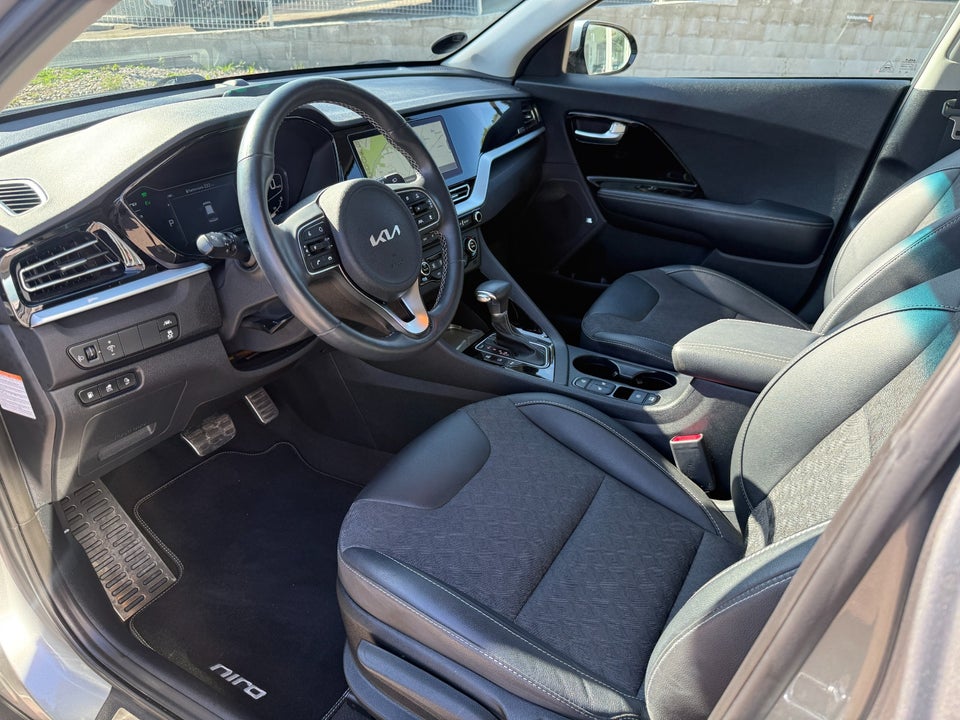 Kia Niro 1,6 PHEV Advance DCT 5d