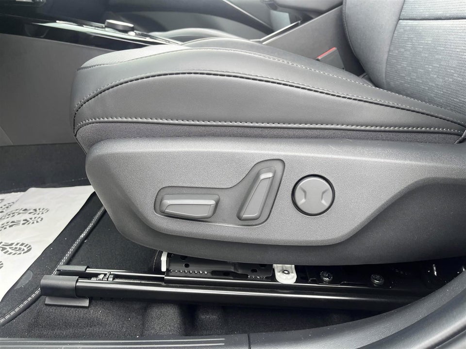 Kia Niro 64 EV Upgrade 5d