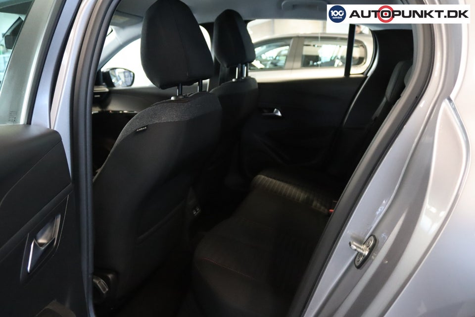 Peugeot e-208 50 Active Pack 5d