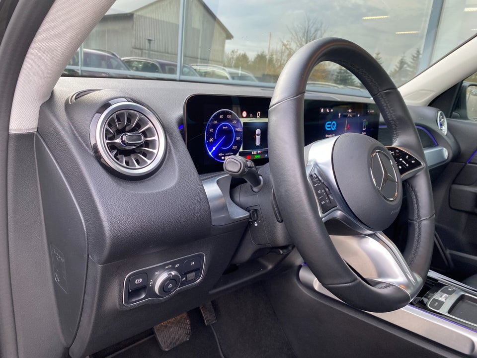 Mercedes EQB250+ Progressive 5d