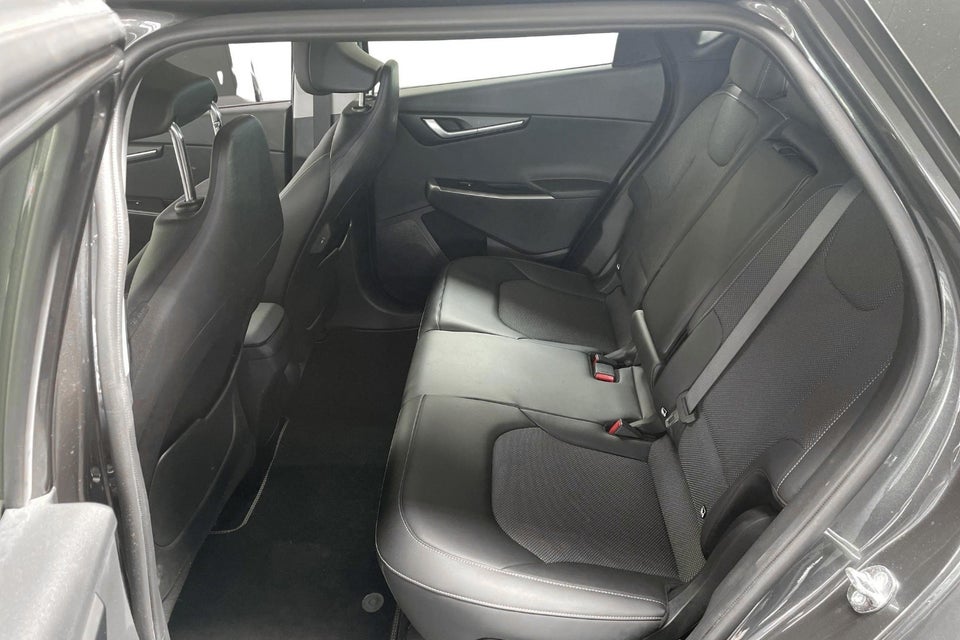 Kia EV6 77 Long Range 5d