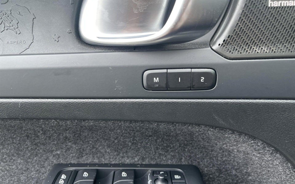 Volvo XC40 ReCharge Extended Range Ultimate 5d