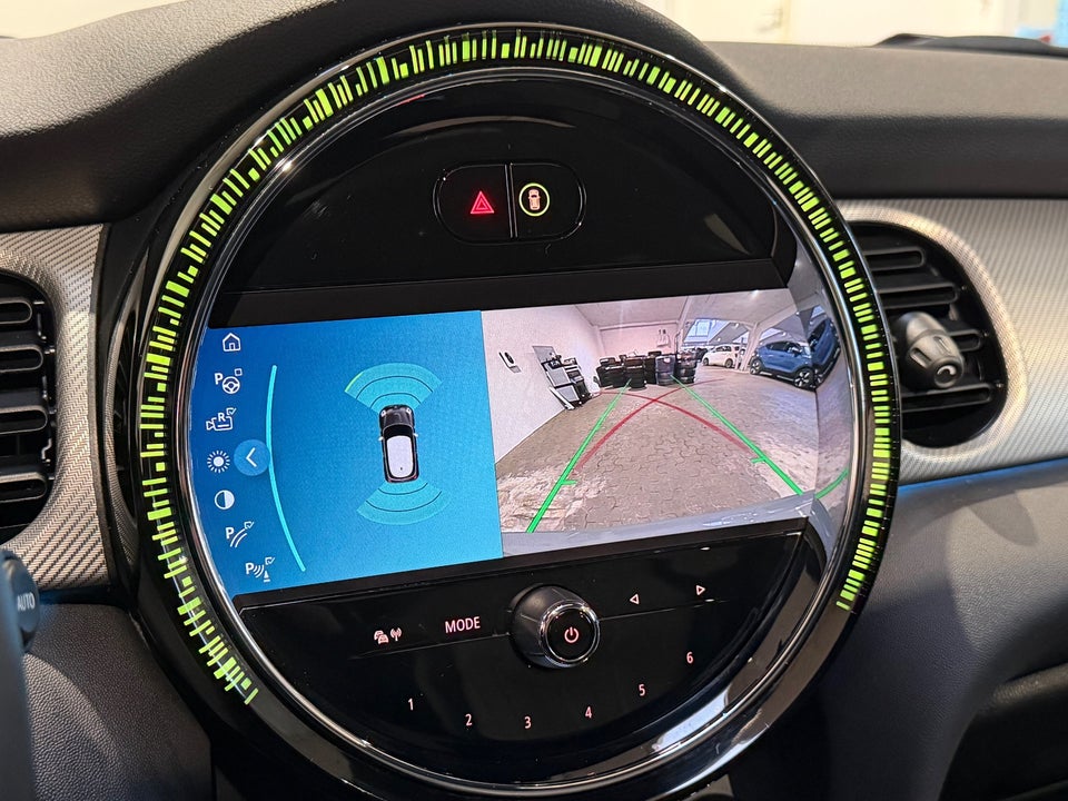 MINI Cooper SE Maximise 3d