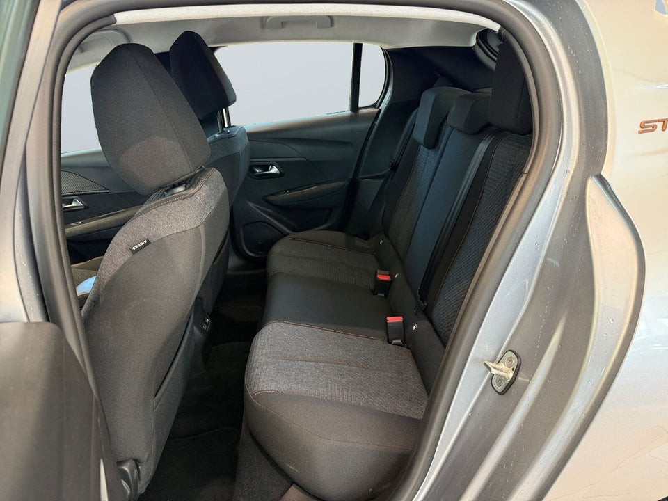 Peugeot e-208 50 Style 5d