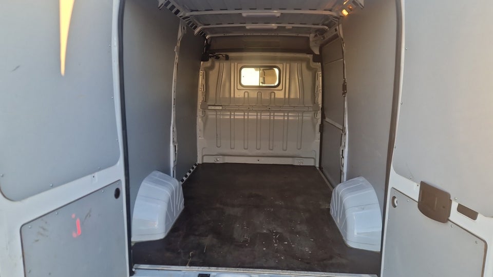 Citroën Jumper 33 2,2 BlueHDi 140 L2H2 FlexLine