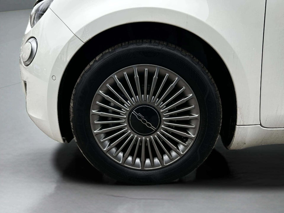 Fiat 500e 42 Icon 3d