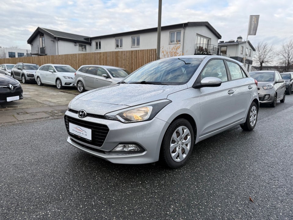 Hyundai i20 1,0 T-GDi Life 5d