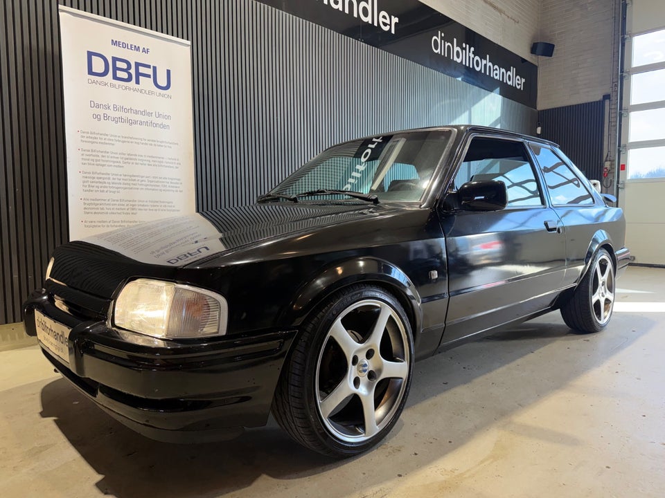 Ford Escort 1,6 XR3i 3d