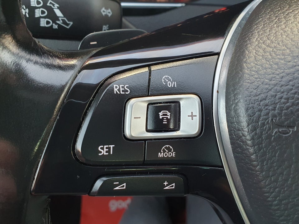 VW Passat 2,0 TDi 190 R-line Variant DSG 5d