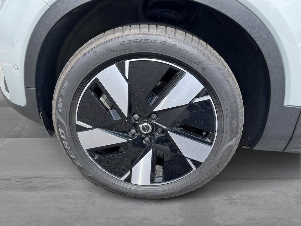 Volvo EX40 Extended Range Core 5d