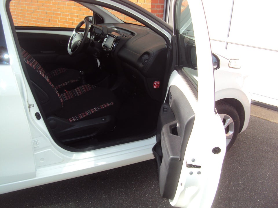 Citroën C1 1,0 VTi SportLine 5d